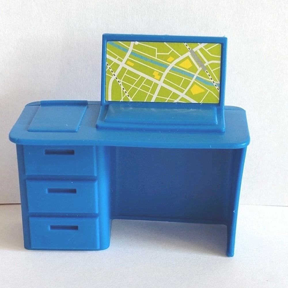 Epoch Sylvanian Families Calico Critters Blue Laptop Desk 4"